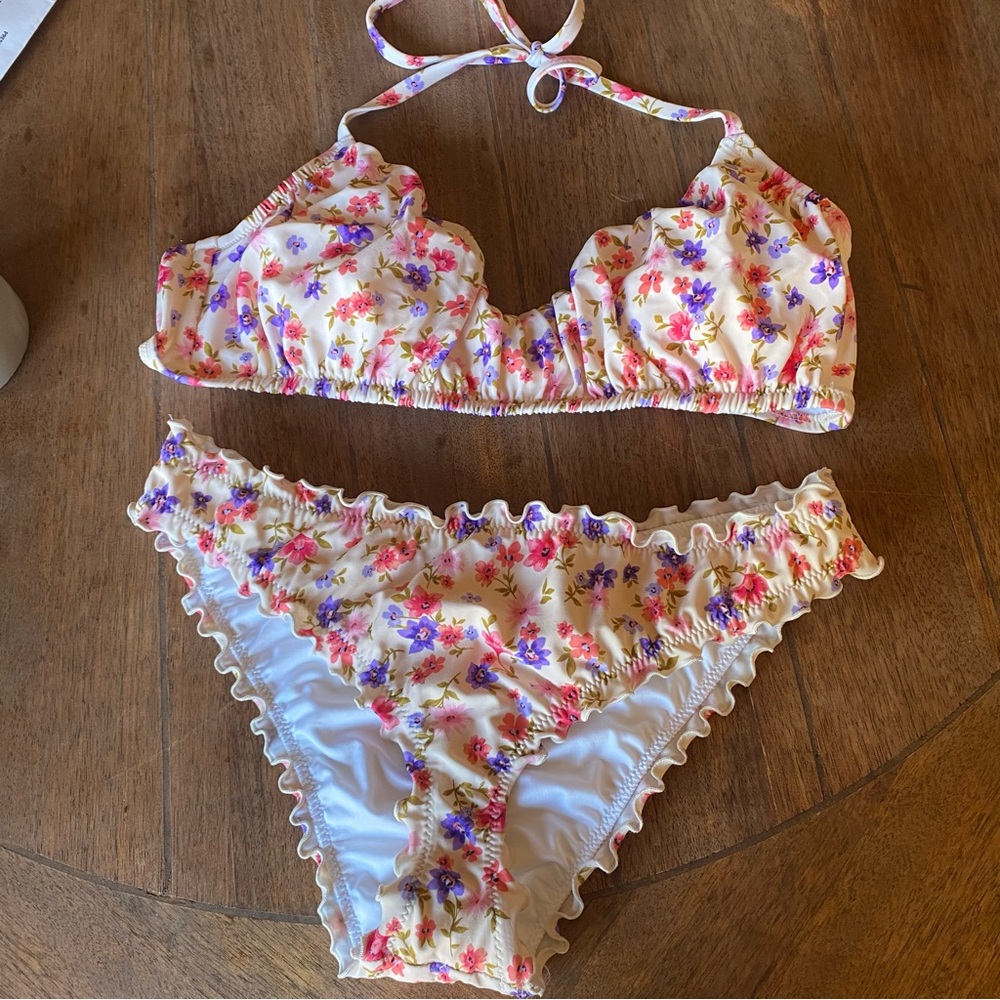 New- Cream Floral Bikini